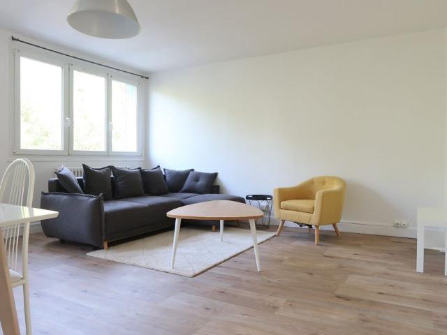 Location Appartement 3 pièces 70m² ST CHAMOND 42400