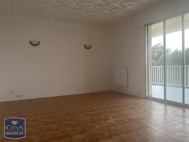 Location Appartement 3 pièces 70m² STE GENEVIEVE DES BOIS 91700