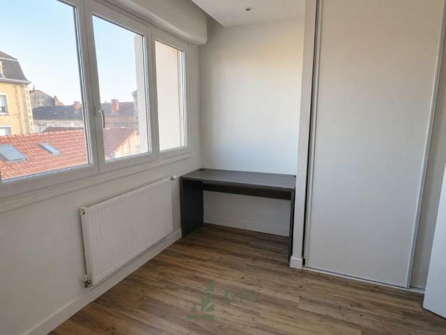 Location Appartement 3 pièces 70m² ROANNE 42300