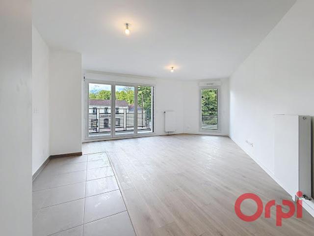 Location Appartement 3 pièces 71.7 m2 Chatenay malabry