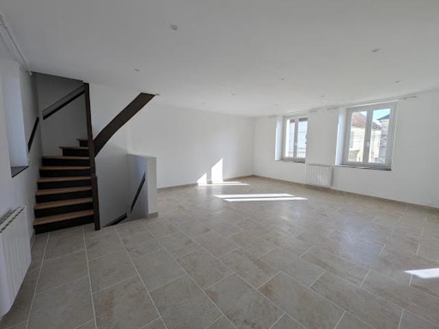 Location Appartement 3 pièces 71 m2 Beton Bazoches