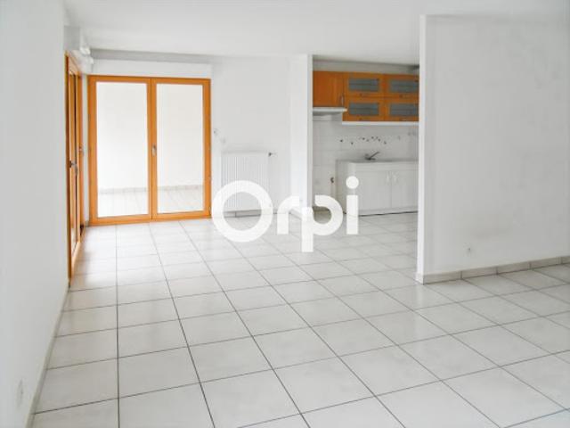 Location Appartement 3 pièces 71 m2 Francheville