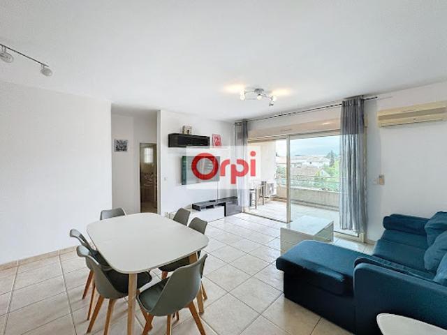 Location Appartement 3 pièces 71 m2 Porto Vecchio