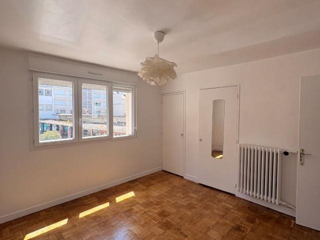 Location Appartement 3 pièces 71m²