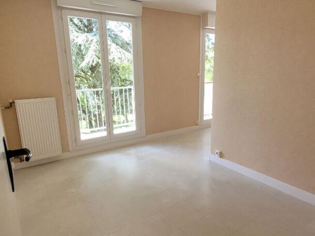 Location Appartement 3 pièces 71m²