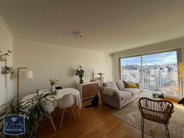 Location Appartement 3 pièces 71m² LAVAL 53000