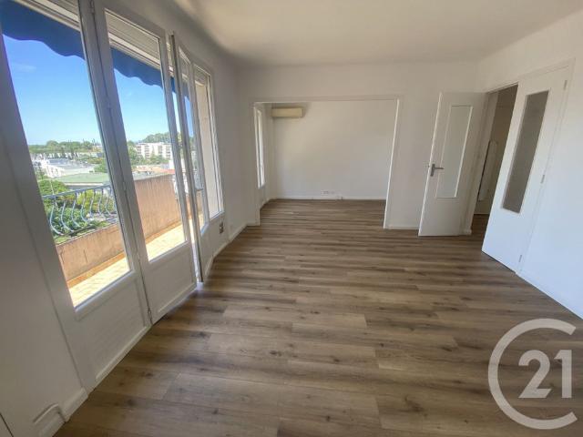 Location Appartement 3 pièces 71m² MONTPELLIER 34080