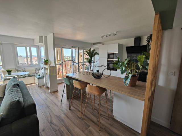 Location Appartement 3 pièces 71m² NIMES 30900
