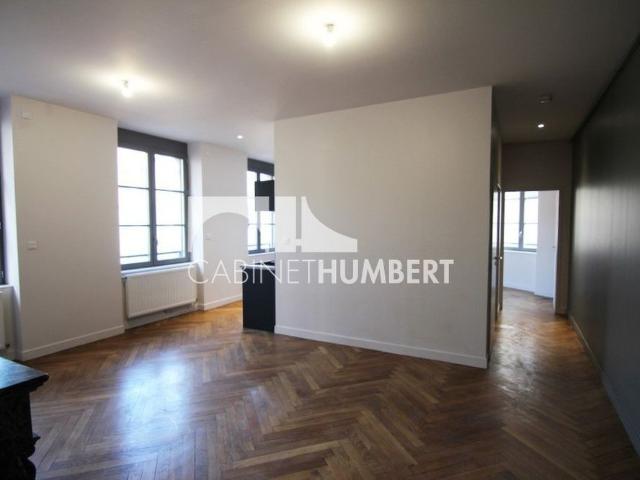 Location Appartement 3 pièces 71m² ST ETIENNE 42000