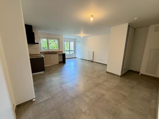Location Appartement 3 pièces 71m² STRASBOURG 67200