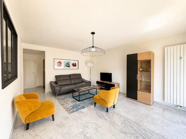 Location Appartement 3 pièces 71m² RODEZ 12000
