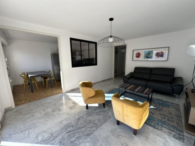 Location Appartement 3 pièces 71m² RODEZ 12000