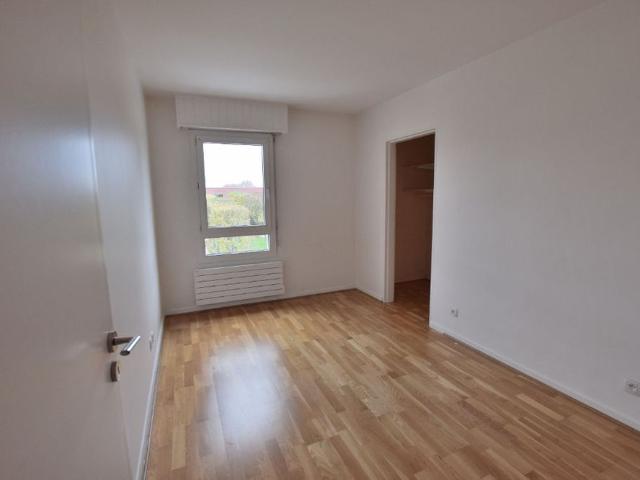 Location appartement 3 pièces, 72.68m², Gif sur Yvette