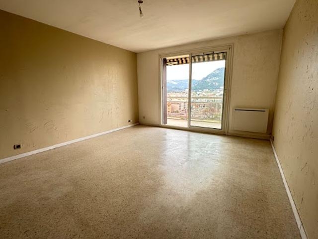 Location Appartement 3 pièces 72 m2 Toulon