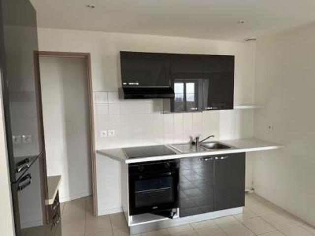 location appartement 3 pièces 72 m2 yonne 89300 670 €