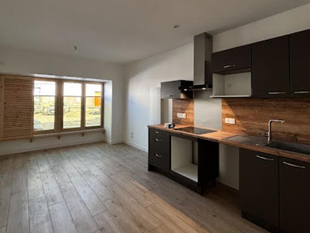 Location Appartement 3 pièces 72 m2 Jonzac