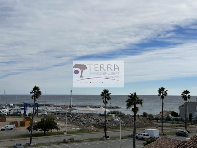 Location Appartement 3 pièces 72 m2 Sari Solenzara