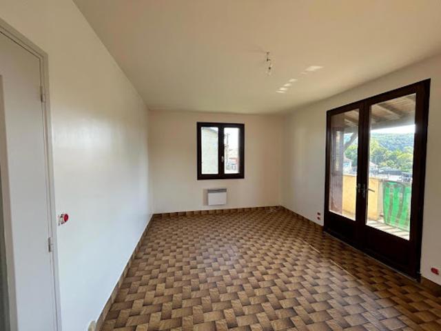 Location Appartement 3 pièces 72 m2 Souillac