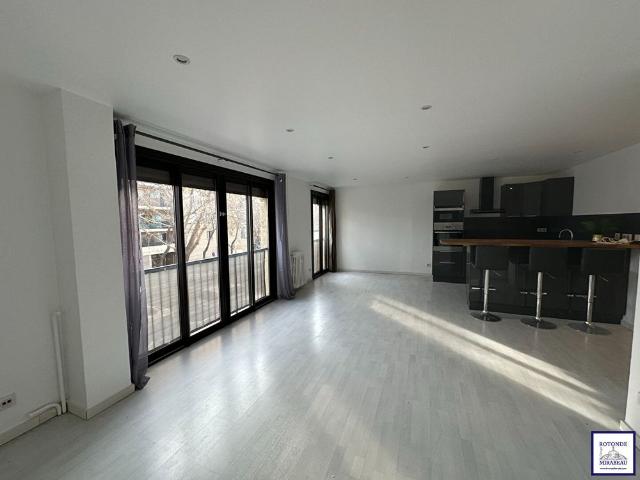 Location Appartement 3 pièces 72m²