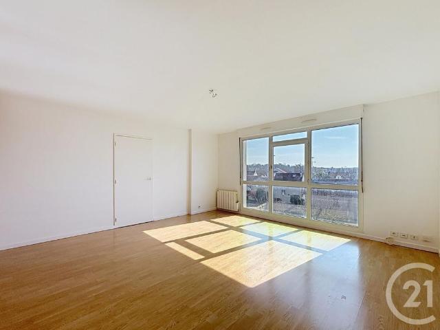 Location Appartement 3 pièces 72m² MELUN 77000