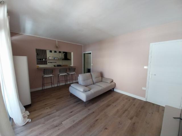 Location Appartement 3 pièces 72m² ST PAUL 97460