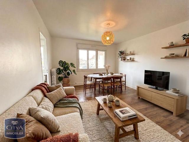 Location Appartement 3 pièces 72m² ST PIERRE DES CORPS 37700