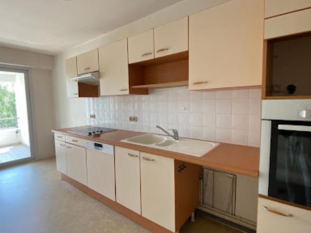 Location Appartement 3 pièces 77.55 m2 La Rochelle