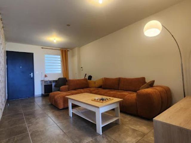 Location Appartement 3 pièces 77.78 m2 Fort de france
