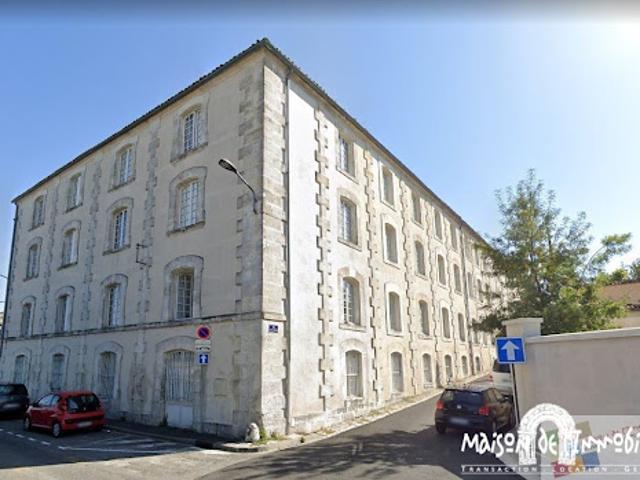 Location Appartement 3 pièces 77 m2 Cognac
