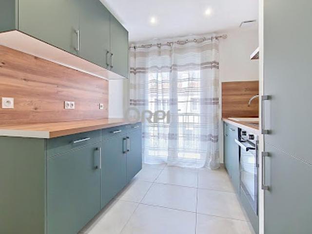 Location Appartement 3 pièces 77 m2 Perpignan