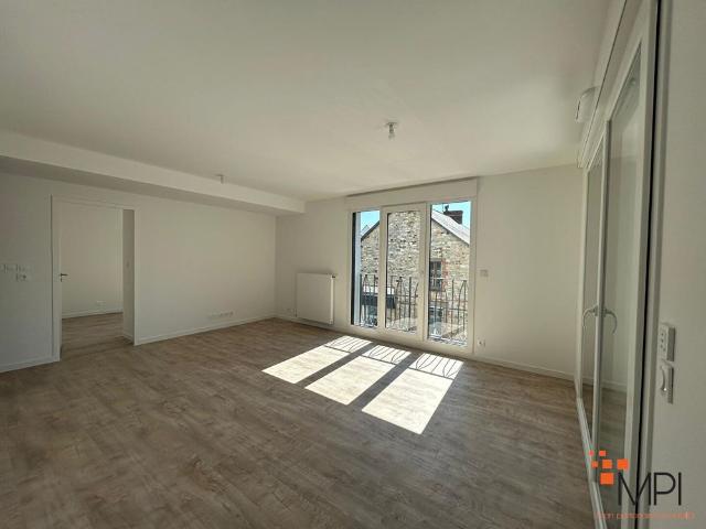 Location Appartement 3 pièces 77m²