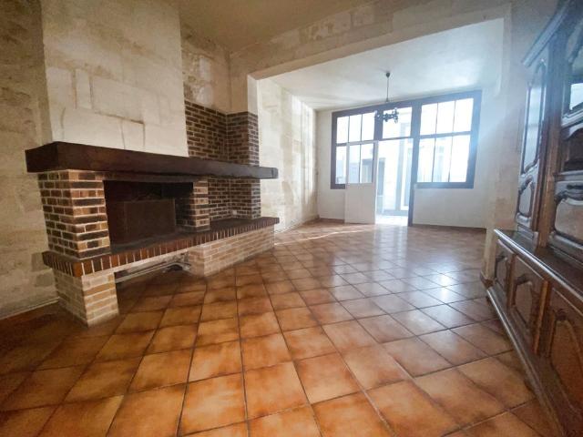 Location Appartement 3 pièces 77m² BORDEAUX 33800