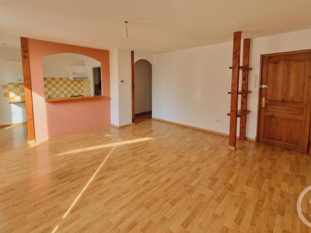 Location Appartement 3 pièces 77m² GAILLAC 81600