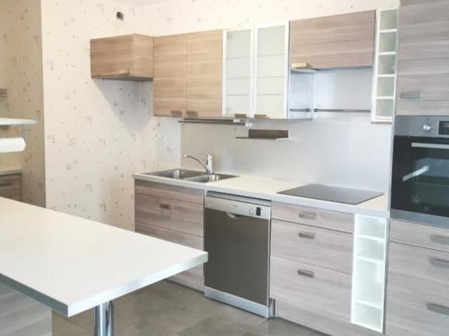 Location Appartement 3 pièces 77m² LA MOTTE SERVOLEX 73290