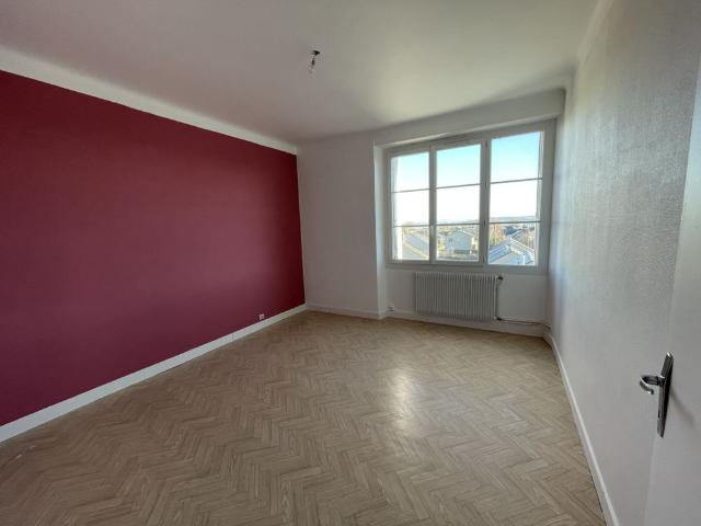 Location Appartement 3 pièces 77m² LA PRIMAUBE 12450