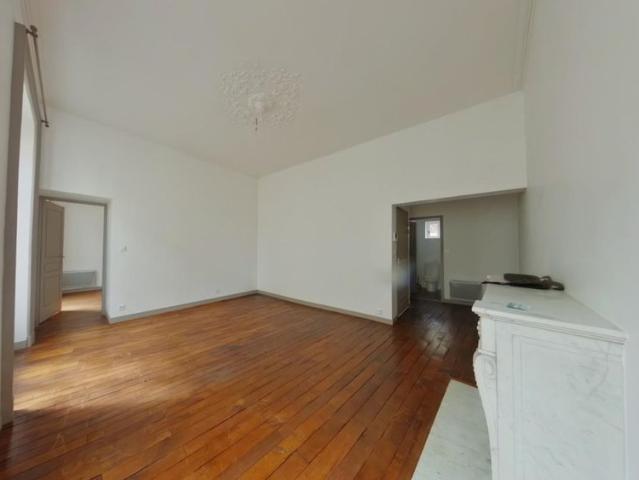 Location Appartement 3 pièces 77m² POITIERS 86000