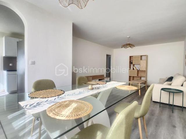 Location Appartement 3 pièces 74.41 m2 Nice