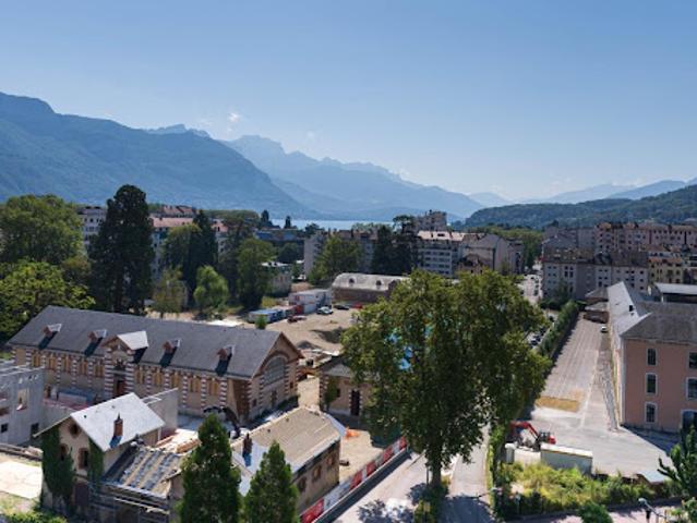 Location Appartement 3 pièces 74.44 m2 Annecy