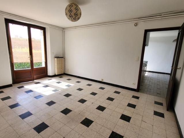 Location appartement 3 pièces, 74.30m², Carcassonne