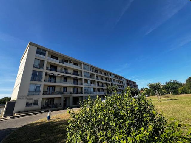 Location Appartement 3 pièces 74.3 m2 Nimes