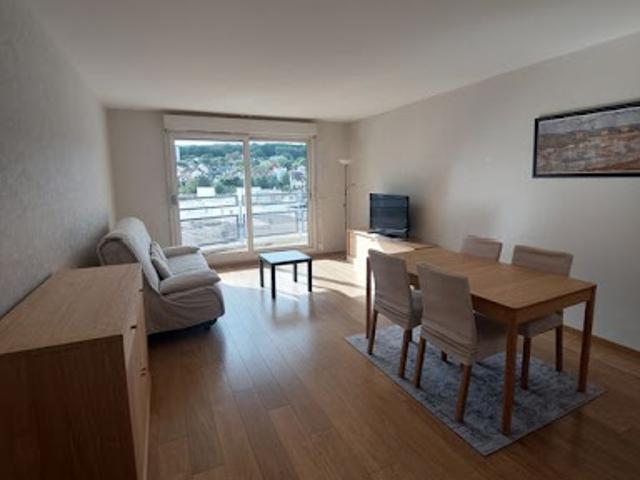 Location Appartement 3 pièces 74 m2 Chaville