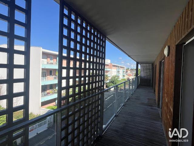 Location Appartement 3 pièces 74 m2 Merignac