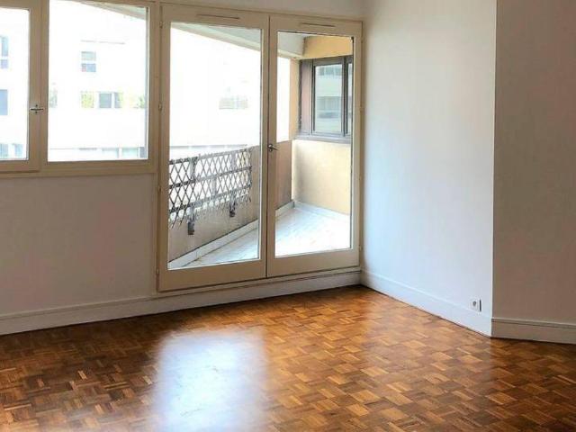 Location appartement 3 pièces 74 m² Vanves 92170