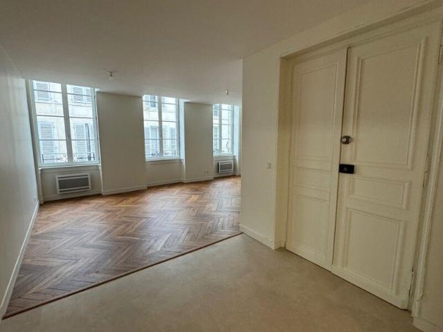 Location Appartement 3 Pièces 74 m²