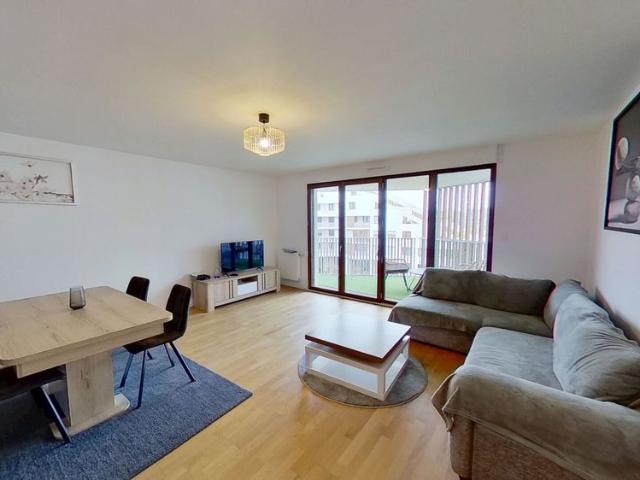 Location Appartement 3 pièces 74m²