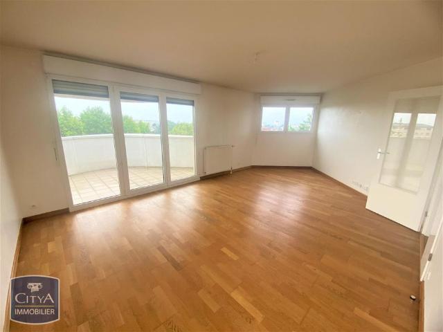 Location Appartement 3 pièces 74m² CAEN 14000