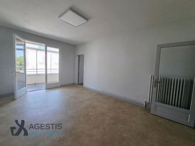 Location Appartement 3 pièces 74m² CASTRES 81100