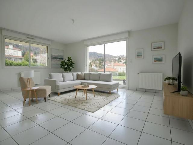 Location Appartement 3 pièces 74m² CHAMALIERES 63400
