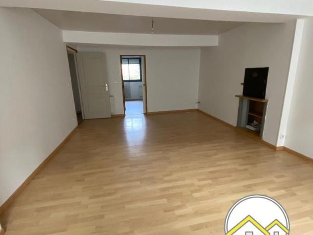 Location Appartement 3 pièces 74m² CHATEAUBRIANT 44110