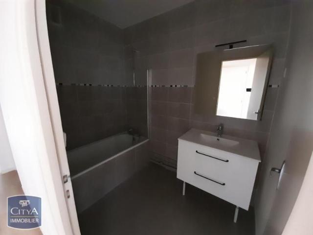 Location Appartement 3 pièces 74m² BLOIS 41000